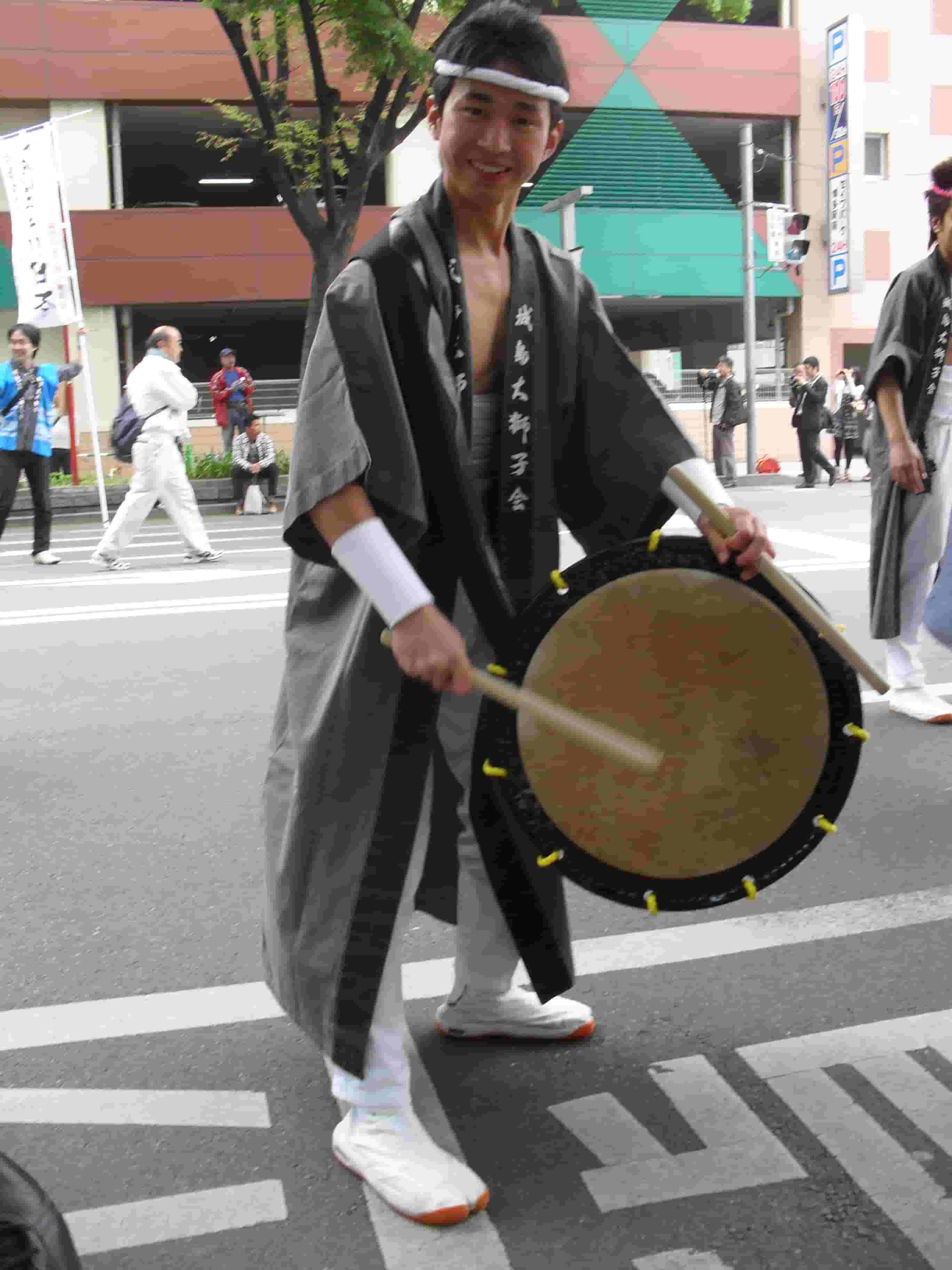 Hakata Dontaku Tambour